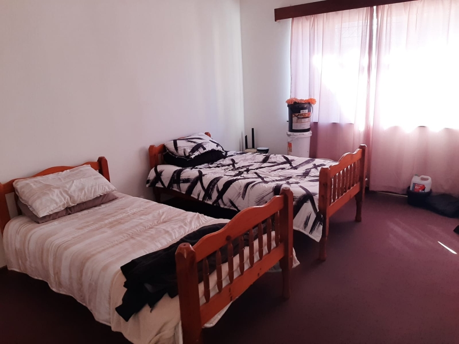 1 Bedroom Property for Sale in Cambridge Eastern Cape